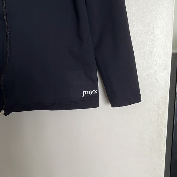 A woman’s sports jacket, black zipper hoodie, size medium pnyx made in Brazil - Picture 2 of 7